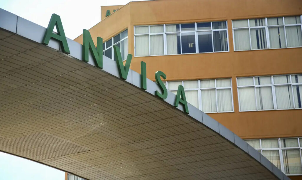 Anvisa suspende venda e propaganda de medicamentos irregulares