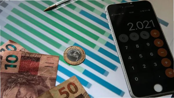 Copom deve cortar Selic para 14,5% com 0,25 ponto