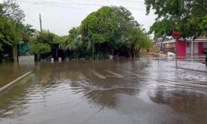 Chuvas RS: 500 desalojados, emergência, rodovias afetadas