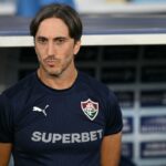 Fluminense empata com Vitória e perde chance de encostar no líder