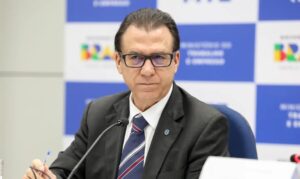 Marinho: deputados precisam encarar fim da 6x1 e apps