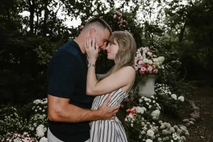 Taylor Swift blinda fortuna bilionária em acordo pré-nupcial