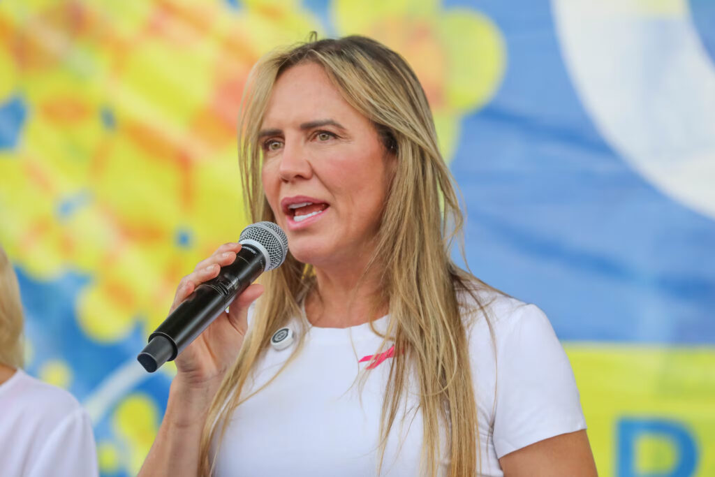 Celina Leão recebe alta e volta à agenda pública nesta segunda