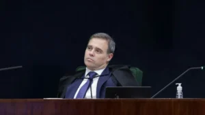Mendonça autoriza novo inquérito da PF contra Lulinha por tráfico de influência