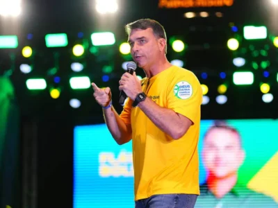 Flávio diz que aceitará resultado e que TSE será diferente de 2022