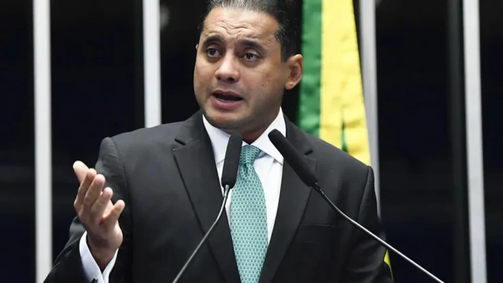 PF: Senador tentou interferir em investigação no MA